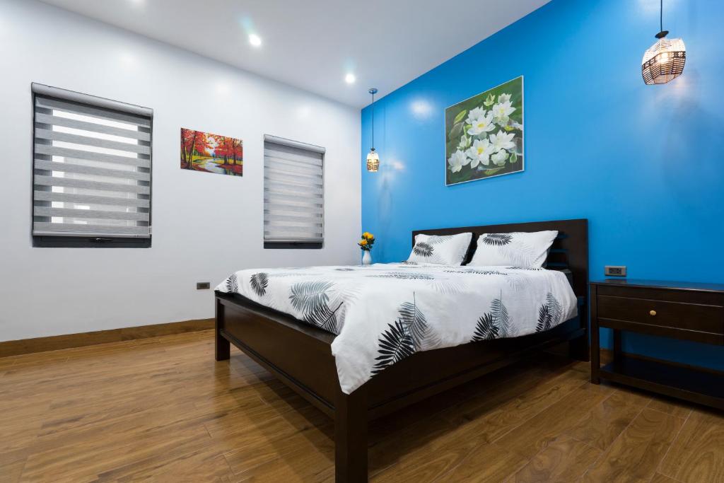 Tropical Villa Halong