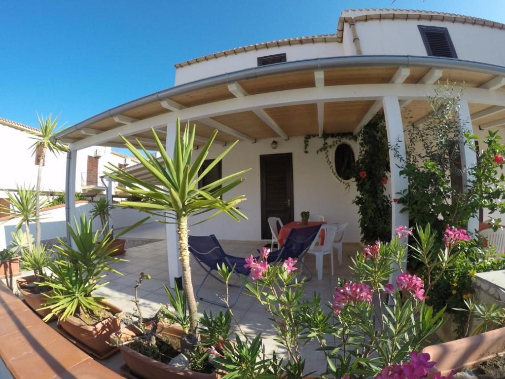 RESIDENCE 3 STARs SAN VITO LO CAPO photo 2