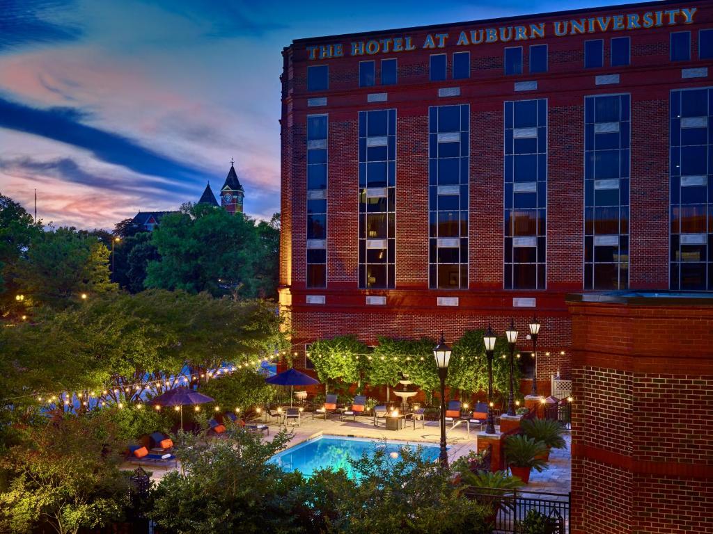 The Hotel At Auburn University image