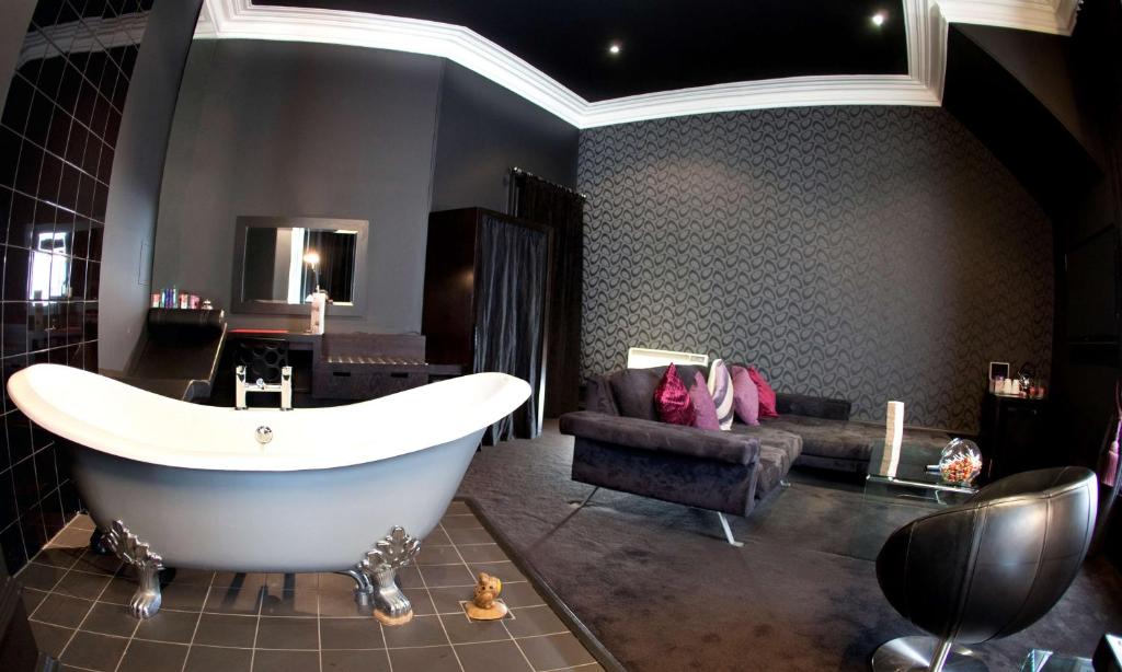 Carmelite Hotel; BW Signature Collection photo 1