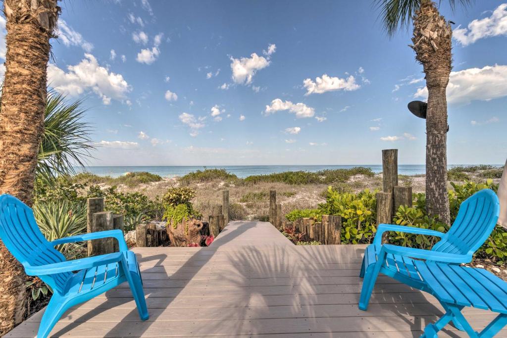 Luxe Beachfront Villa with Indoor Pool and Gulf View photo 2
