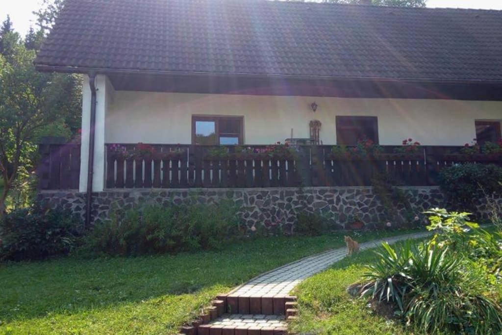 Bývanie s výhľadom v lokalite Detva photo 1