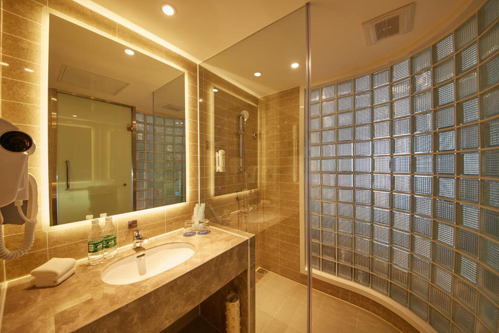 Двухместный (Стандартный номер), Holiday Inn Express Shenyang Tawan
