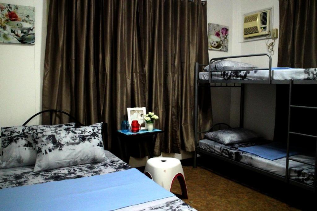 Четырехместный (Стандартный четырехместный номер), Island Breeze Hostel - Cebu Central