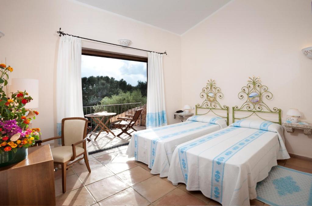 Felix Hotels - Country Resort Parco Degli Ulivi - Tap to explore photos