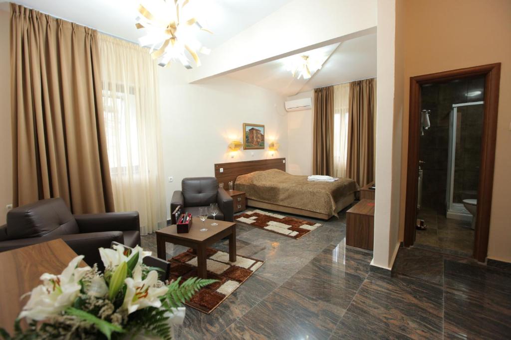 Hotel Kratis photo 1