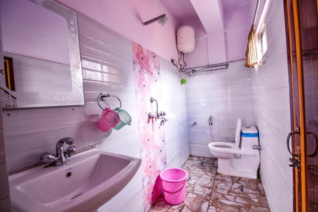 Двухместный (Двухместный номер Делюкс с 1 кроватью), Hotel Aashiyana