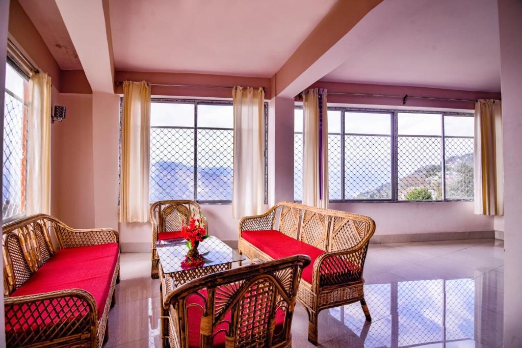 Двухместный (Двухместный номер Делюкс с 1 кроватью), Hotel Aashiyana