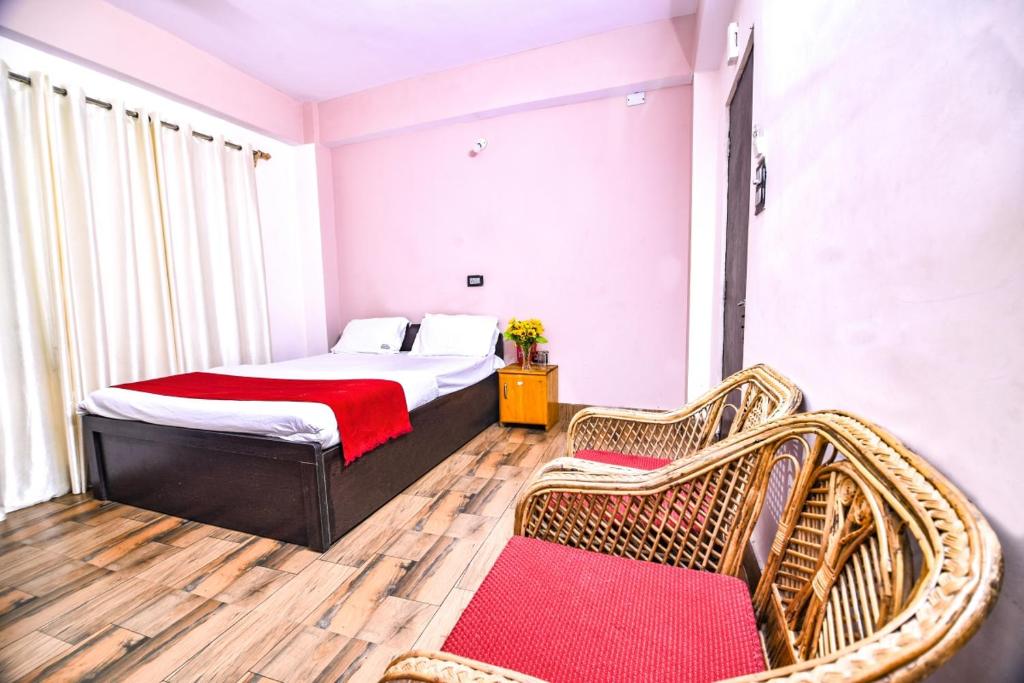 Двухместный (Двухместный номер Делюкс с 1 кроватью), Hotel Aashiyana