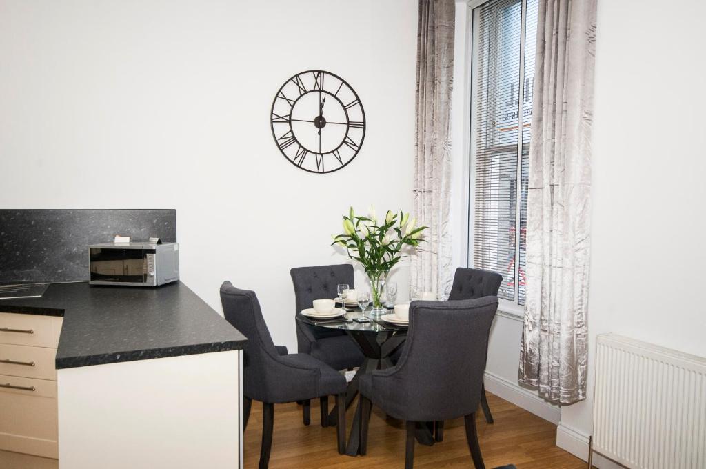 Parkhill Luxury Serviced Apartments - City Centre Apartments photo 3