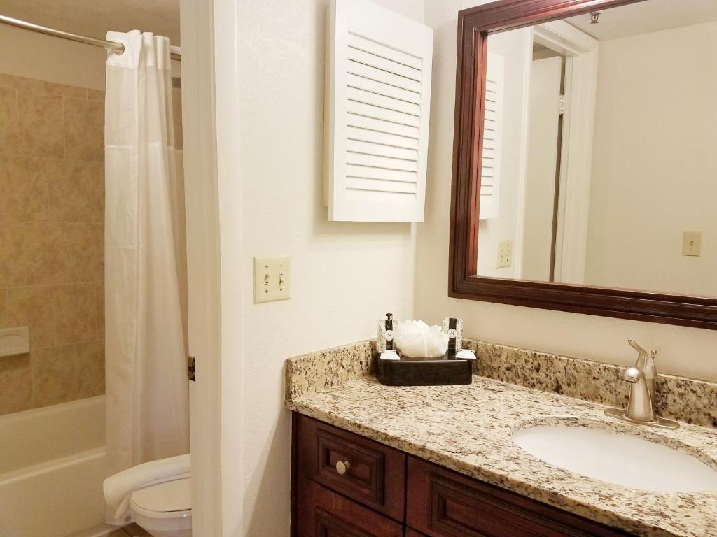 Сьюит (Суперлюкс с 2 спальнями [B]), Parc Corniche Condominium Suites