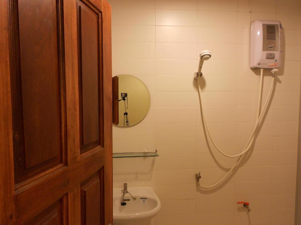 Трехместный (Смежный номер), Отель Lodge 61