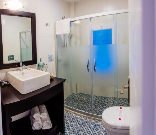Via Farilya Hotel photo 4