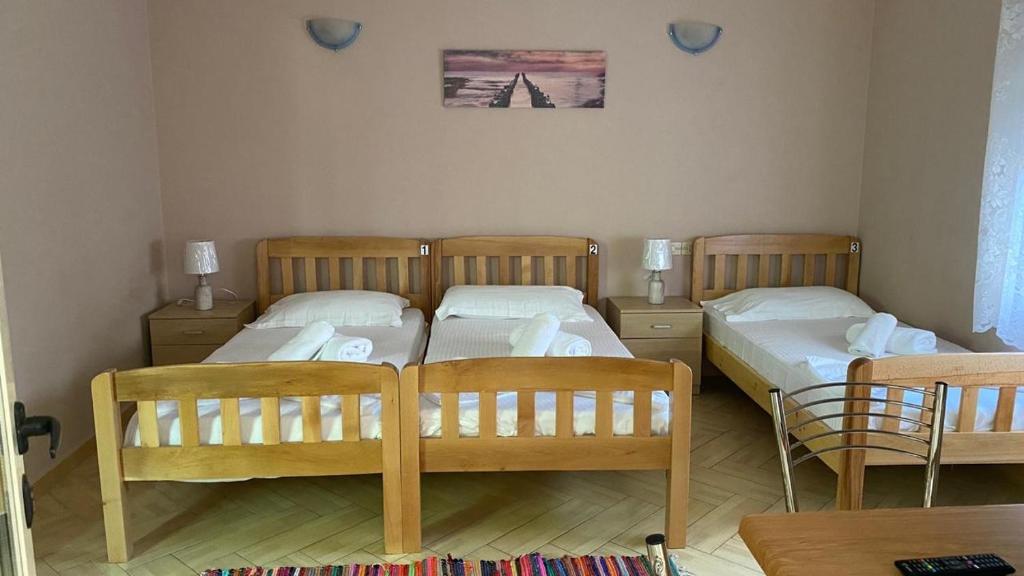 Hotel Durres Vila 53 photo 4