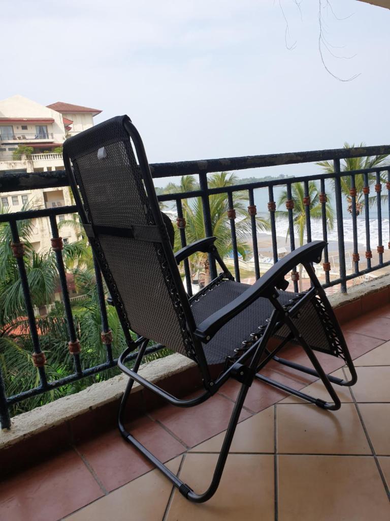 Apartemen Marbella anyer tower sadewa lt 5 view kolam renang & laut photo 3