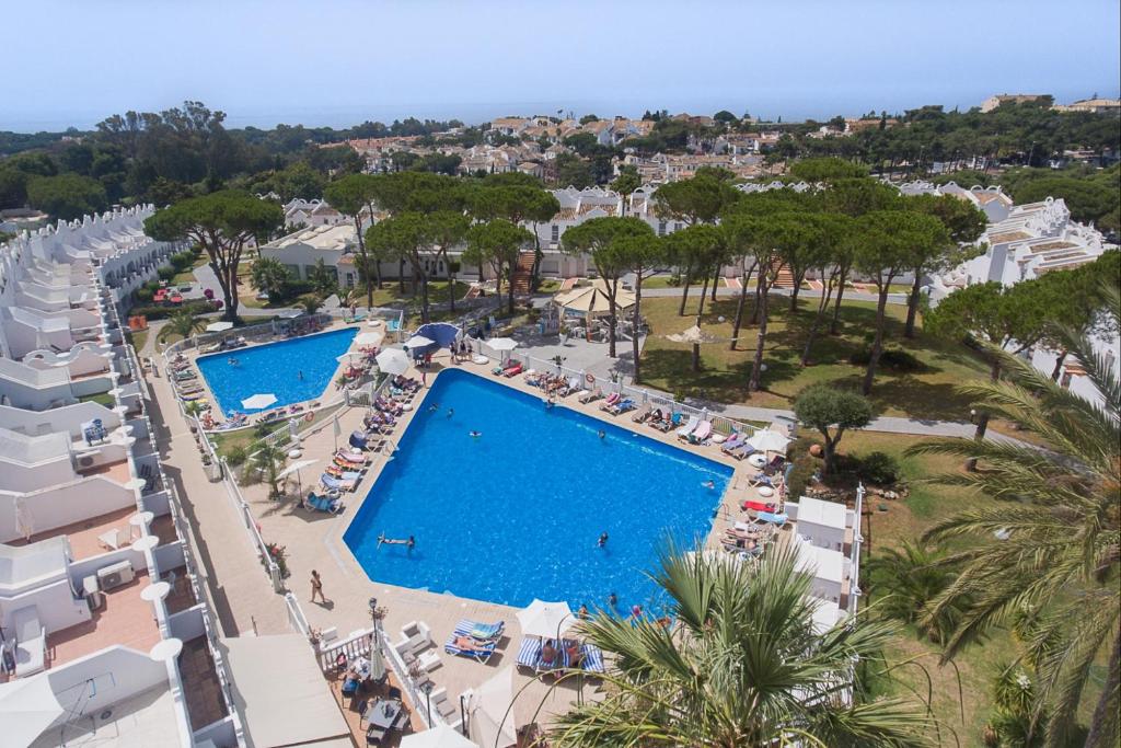 Marbella Pool & Whirlpool Sauna Resort - Happy Rentals photo 3