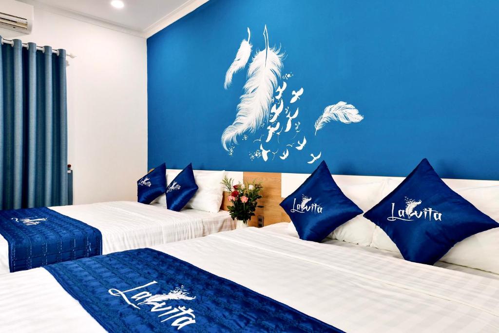 Четырехместный (Четырехместный номер с душем), La Vita Hotel