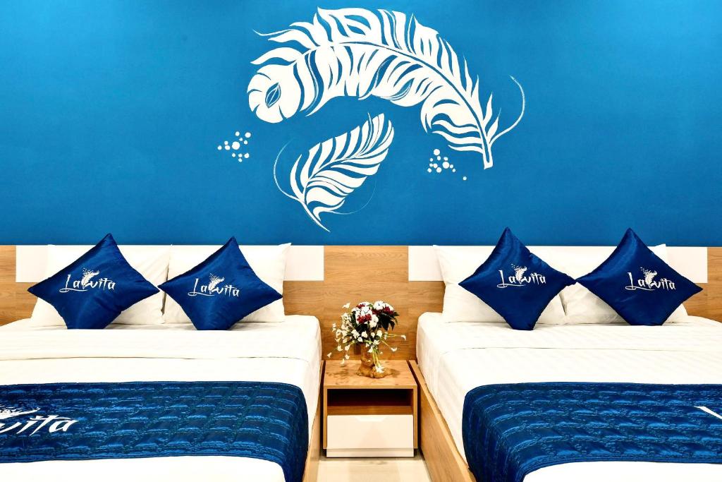 Четырехместный (Четырехместный номер с душем), La Vita Hotel