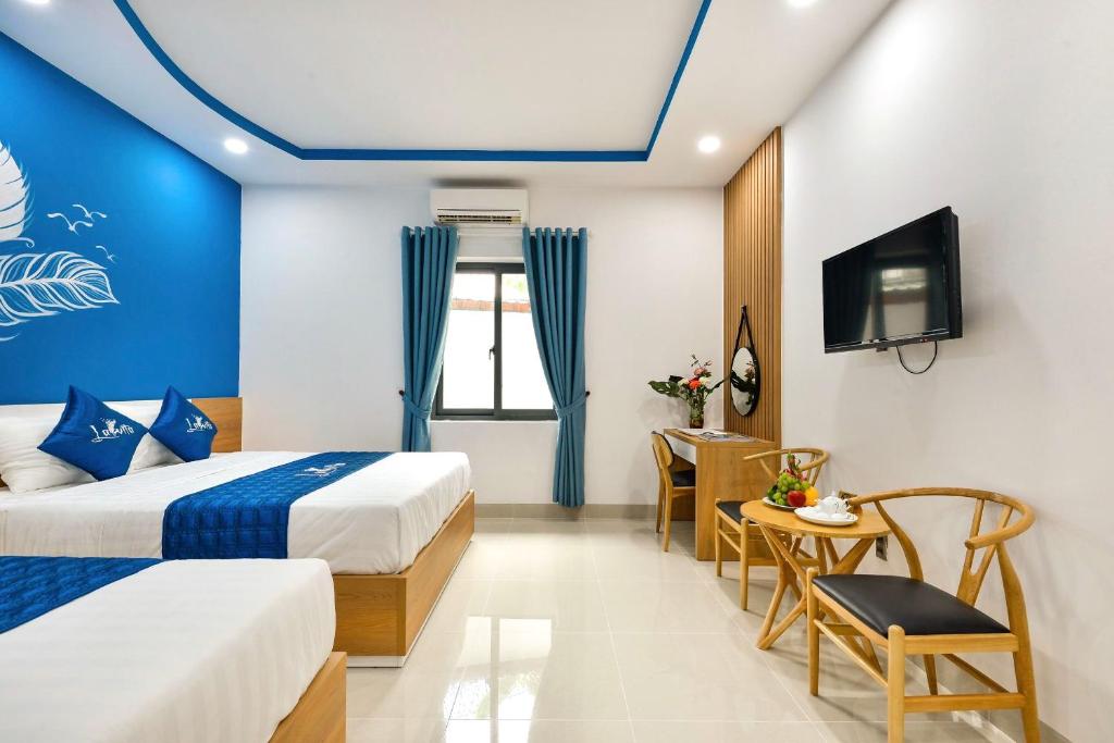 Четырехместный (Четырехместный номер с душем), La Vita Hotel