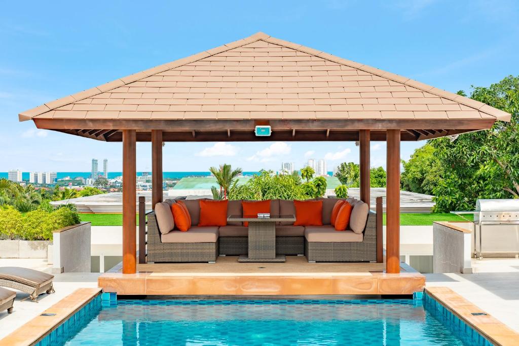 Sunset View Pool Villa 7 BR 14-16 Persons photo 2