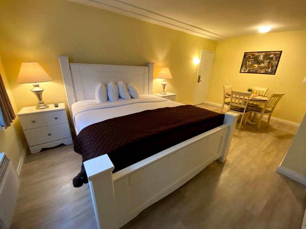 Hollywood Celebrity Hotel photo 2