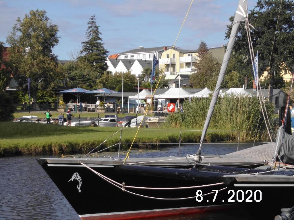 ostseenahe Gartenidylle EG photo 1