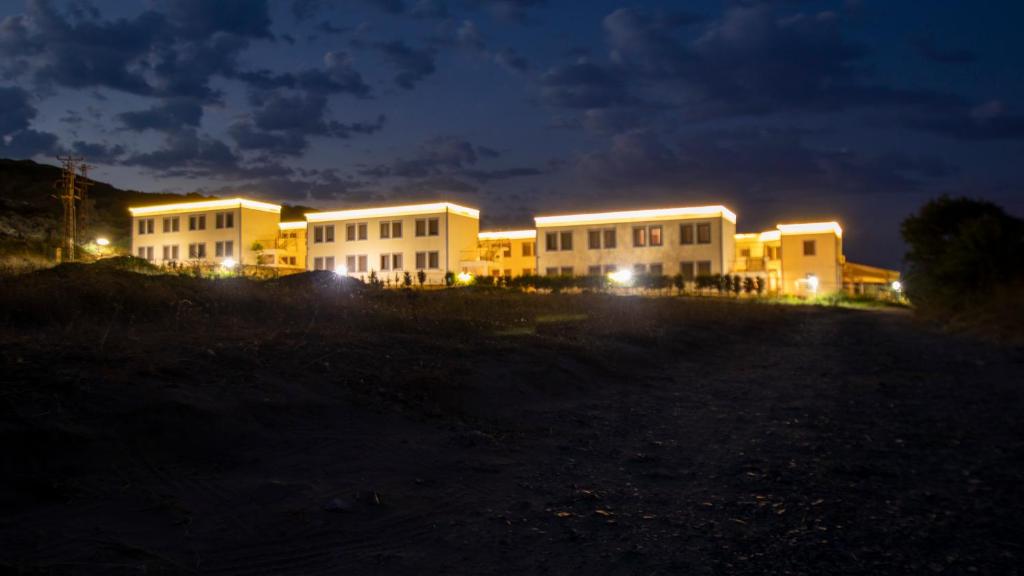 Sukha Inn Hotel & Beach photo 3