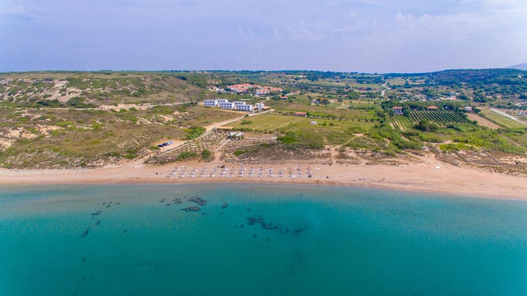 Sukha Inn Hotel & Beach photo 2