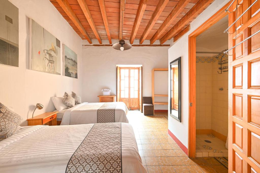 Hotel Meson Cuevano photo 1