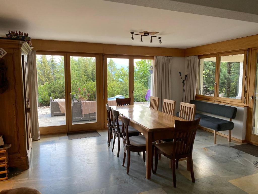 Chalet Domaine de la Famille te Arbaz photo 4