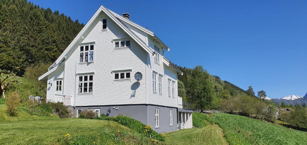 Irenegarden - Fjord view holiday home photo 1