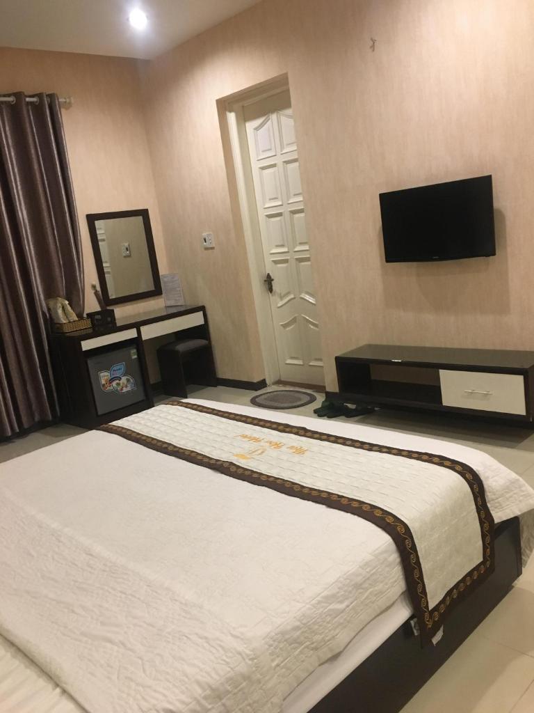 Двухместный (Стандартный номер с кроватью размера «king-size»), Thai Hoa Hotel