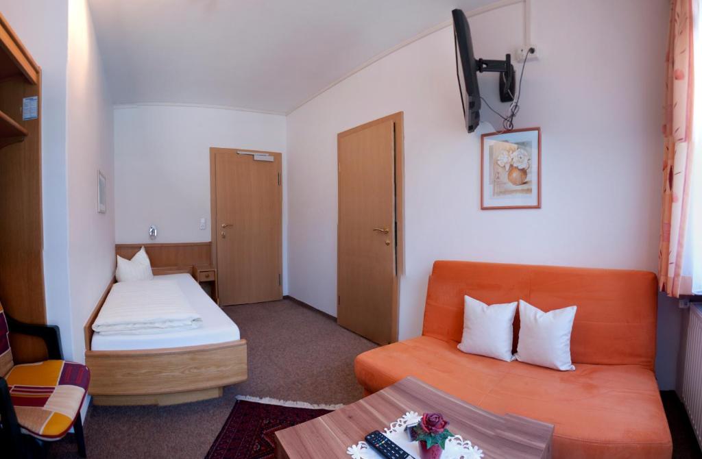 Одноместный (Одноместный номер с балконом), Hotel Garni Jennewein