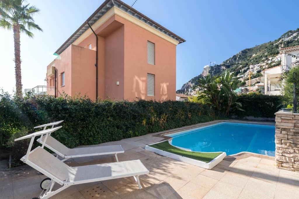 Villa Rocky - Luxury 3BR Apt in Liberty Villa.Pool,Garden,WiFi photo 2