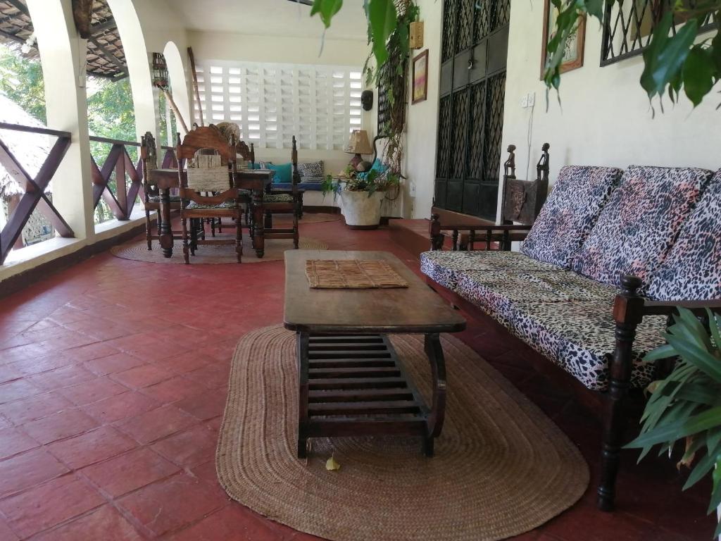 Tropical Garden House photo 2