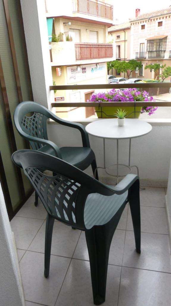 HOSTAL CANDELEDA photo 2