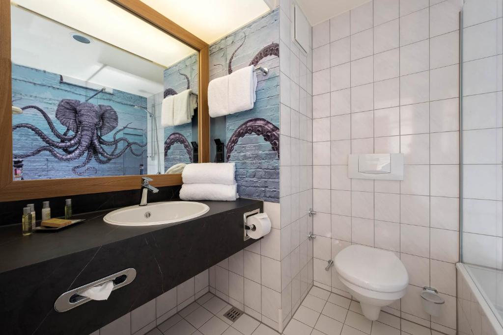 Двухместный (Стандартный двухместный номер с 1 кроватью), Hilton Nürnberg