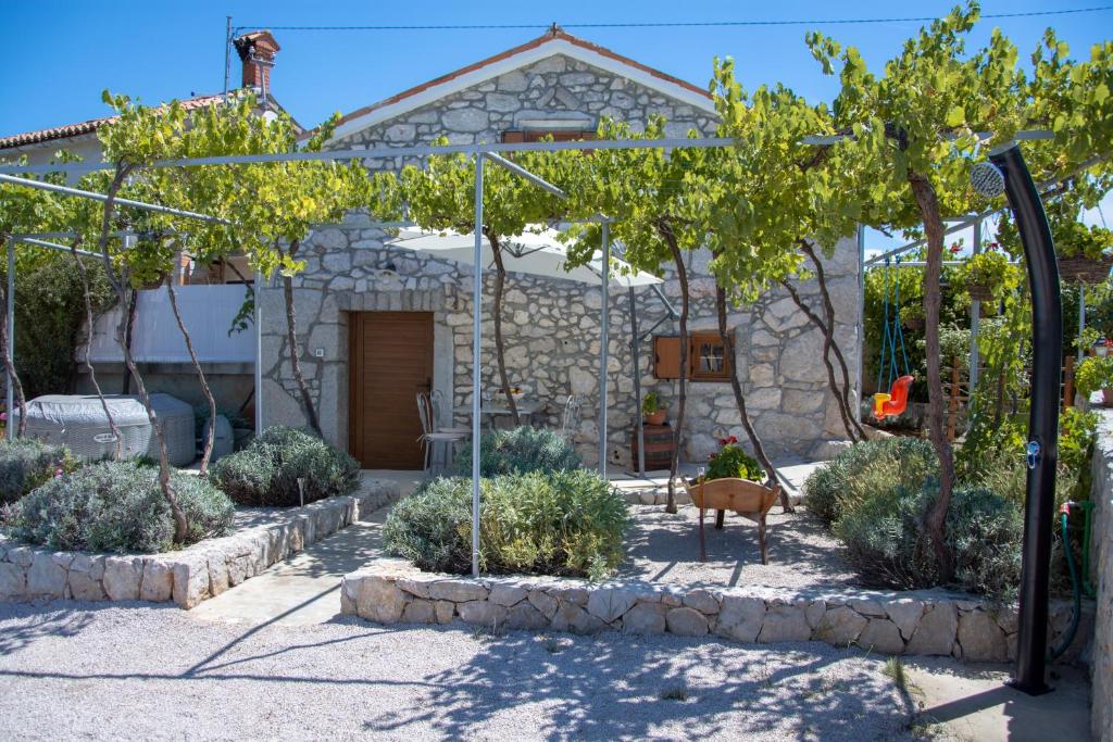 Traditional Stone House St.Anton photo 2