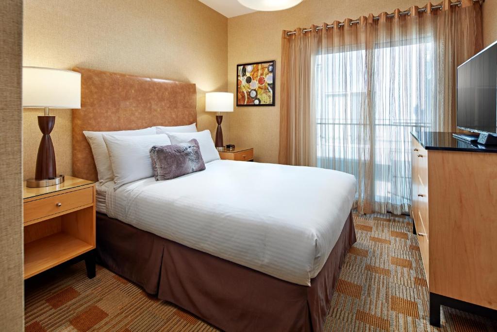 Двухместный (Двухместный номер Делюкс с 1 кроватью), Elan Hotel
