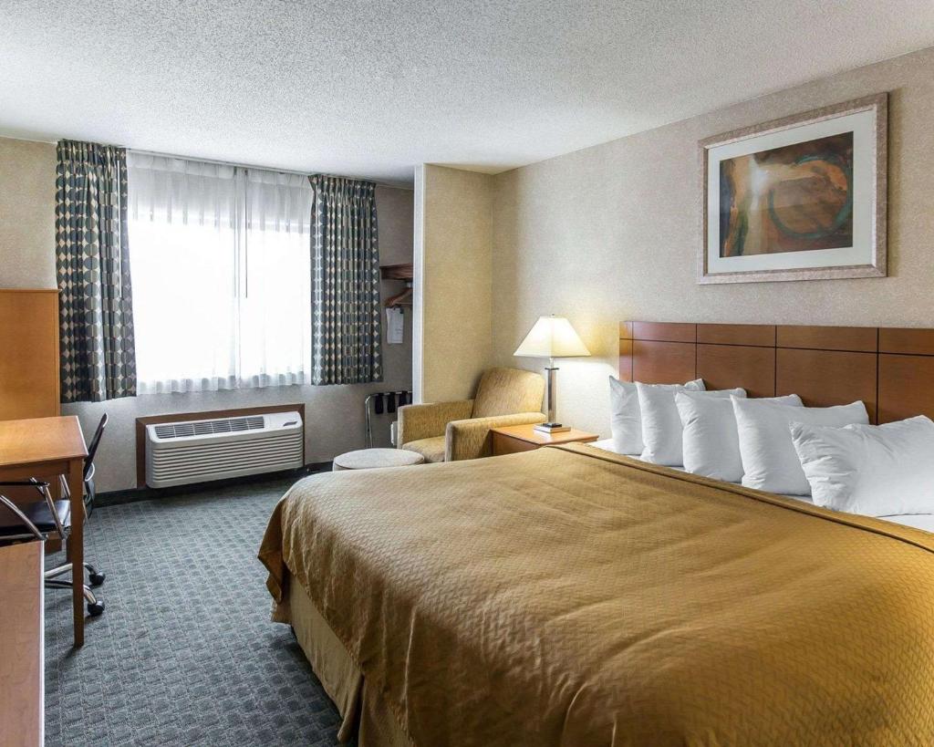 Quality Inn at Collins Road - Cedar Rapids photo 1