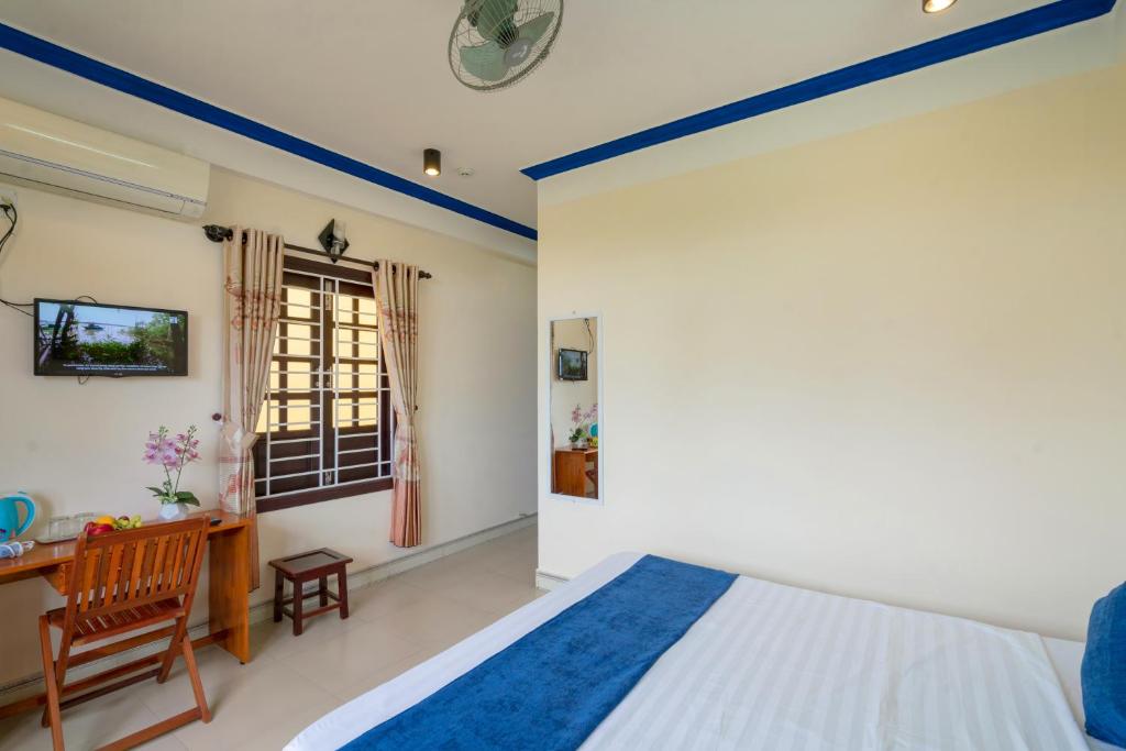 The Little House - 199