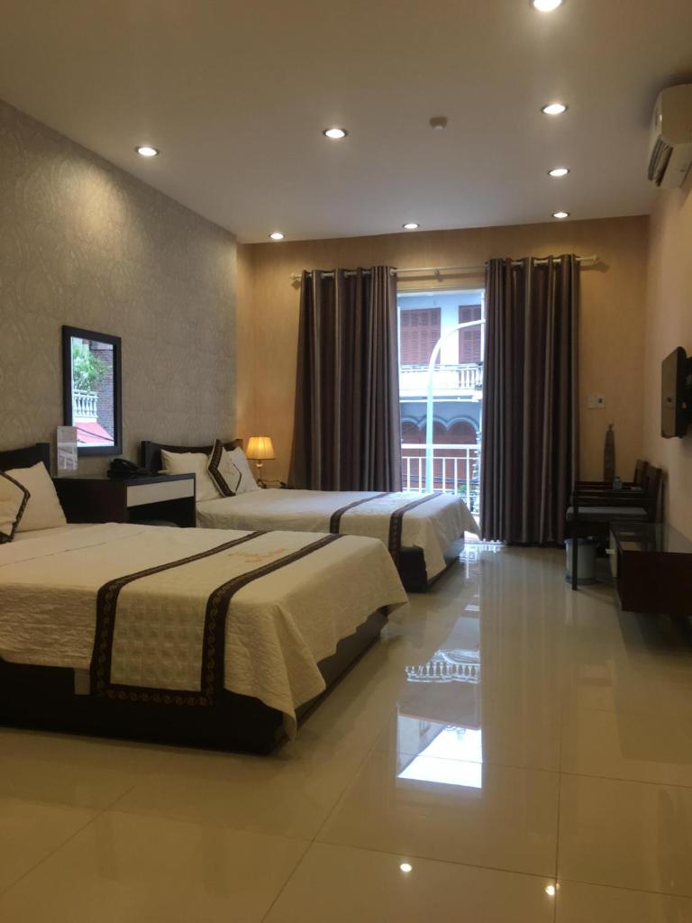 Двухместный (Двухместный номер с 1 кроватью, вид на озеро), Thai Hoa Hotel