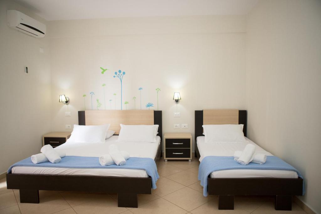 Perivolos Apartments photo 4