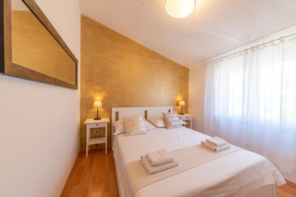 Apartments Kristian photo 1