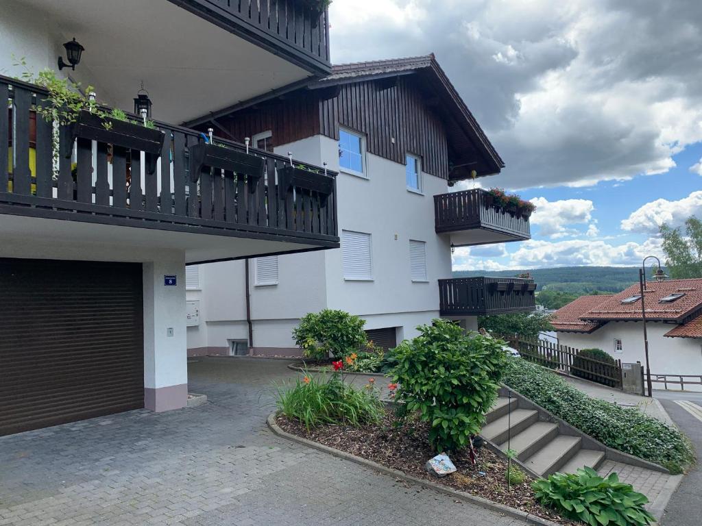 Apartment "Im Sonneneck" bis 4 Personen mit Parkplatz, W-LAN, Netflix im Thüringer Wald, Schleusingen photo 2