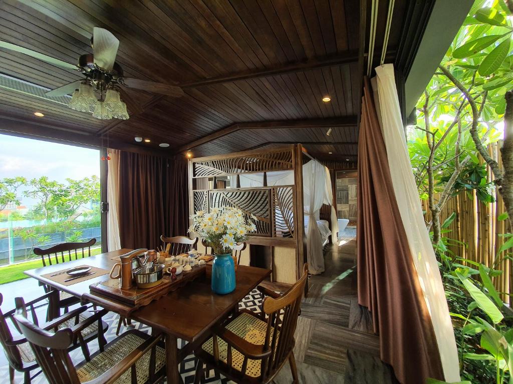 Minh Boutique Hotel & Apartment - Tap to explore photos