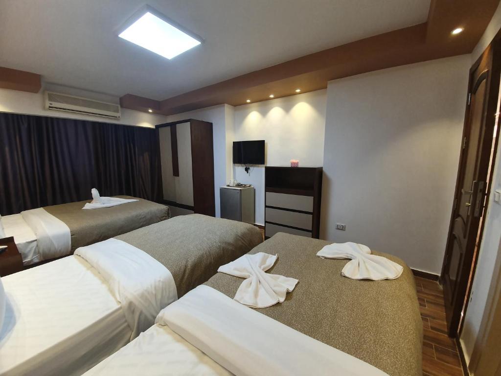 Трехместный (Трехместный номер, вид на сад), Garden Season Hotel