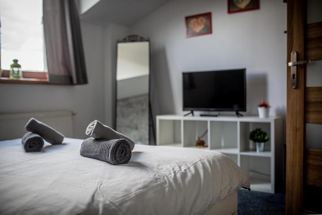 Top Apartments - Dunin Wąsowicza - Tap to explore photos