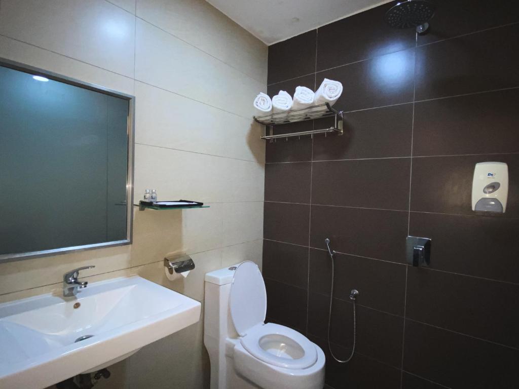 Семейный (Superior Family Room no window), W Hotel @ Masjid Jamek