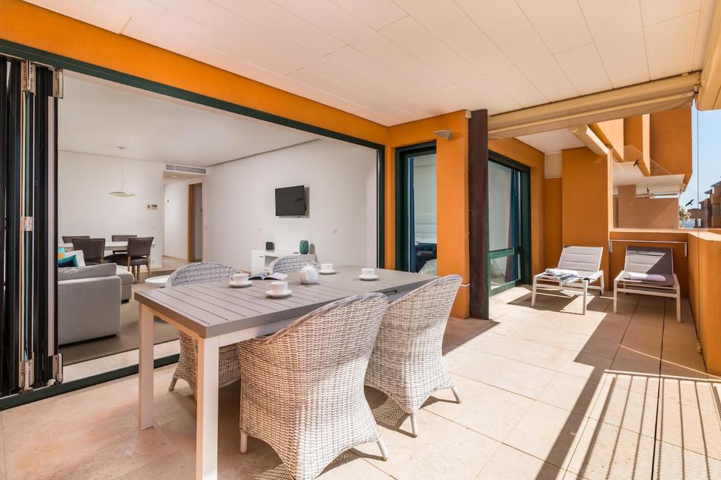 Sotogrande Ribera del Marlin apartment photo 1